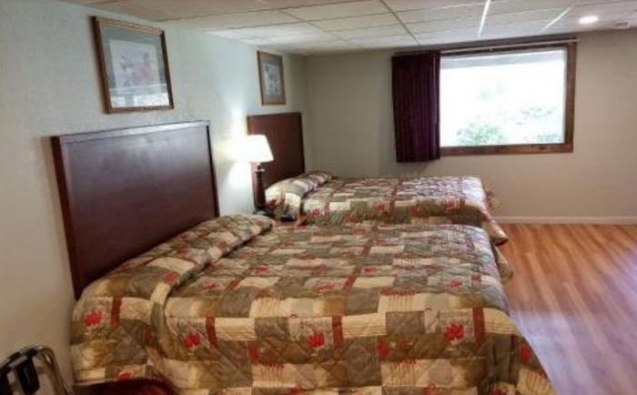 Wolds Motel - Web Listing Photo (newer photo)